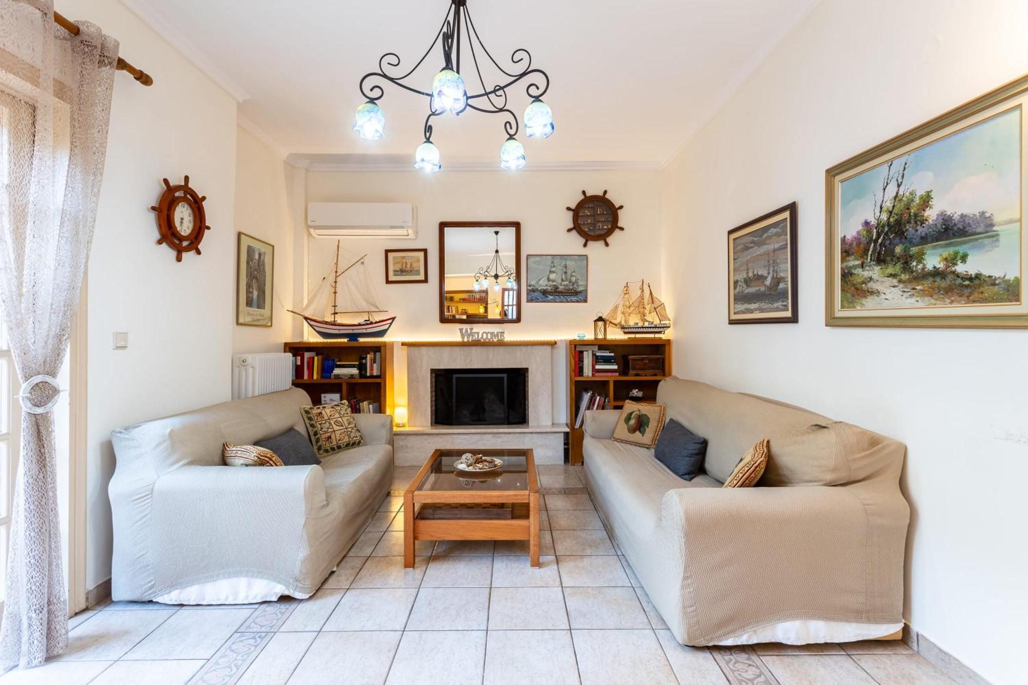 Avia's Seaside Hideaway With Lush Garden Holiday home Avia